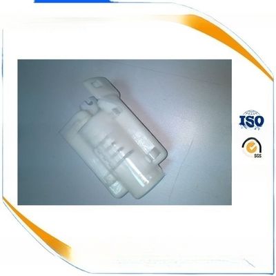 Geïmporteerd filterpapier Interieur materiaal Brandstoffilter 23300-28040 voor Toyota RAV4 ACA21