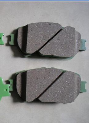 Garandeerde prestaties keramische remplak 04465-33320 voor Toyota Camry 2.4 MCV30 ACV30