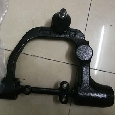 OEM Standard Control Arm 54525-VW100 54545-VX100 voor Nissan Urvan E25