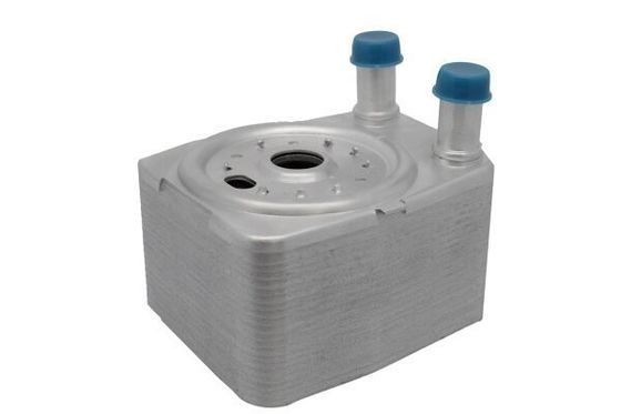 038117021c Motorolie koeler Audi Volkswagen Jetta 2010 Auto radiator warmtewisselaar