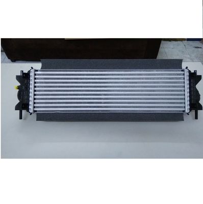 Intercooler voor Nissan Navara NP300 Renault Alaska 2.5 dCi 4x4 144614KV1A 2014- Top-