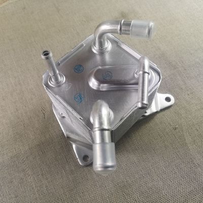 21606-28X1A 21606-X481A Olie koeler assemblage voor NISSAN X-TRAIL 2015-2019-professional