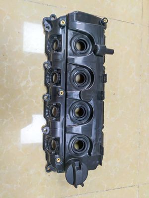 Auto merk voor NISSAN NAVARA NP300 D23 D40 13264-LC10A VALVE ROCKER COVER ASSEMBLY