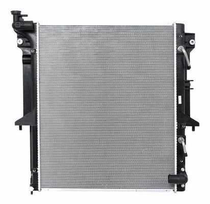 Op maat gemaakte radiator voor MITSUBISHI L200 Triton 3.5 4WD MN135119 1350A346 en Duurzaam