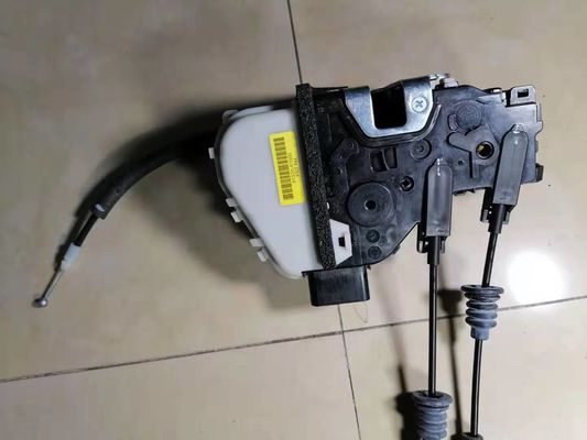 Santa Fe 81320-2W010 Voordeurslot Vergrendelbaar systeem Koreaanse autoonderdelen