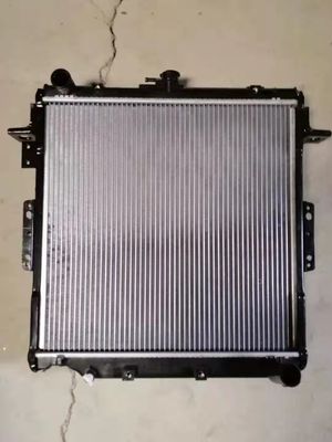 TOYOTA LANDCRUISER 96-98 MT Auto koelingsradiator PA 16400-17071 16400-17300 voor Toyota