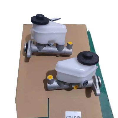 Corolla AE100 EE100 Toyota Auto Brake Master Cylinder met onderdeelnummer 47201-12870