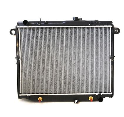 Top- Auto Radiator Assembly ADT398102 voor Toyota Lexus Landcruiser 100 16400-50210
