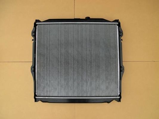 OE NO. 16400-75190 Referentienummer TO2311 Motorkoelradiator voor Toyota Prado Vzj
