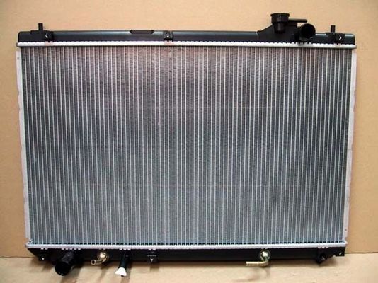 Motorkoelradiator voor Toyota Landcruiser 16400-67140 16400-67121 16400-67120