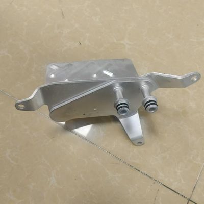 JB3Z7A095C Olie koeler voor Ford Ranger BT50 YN25