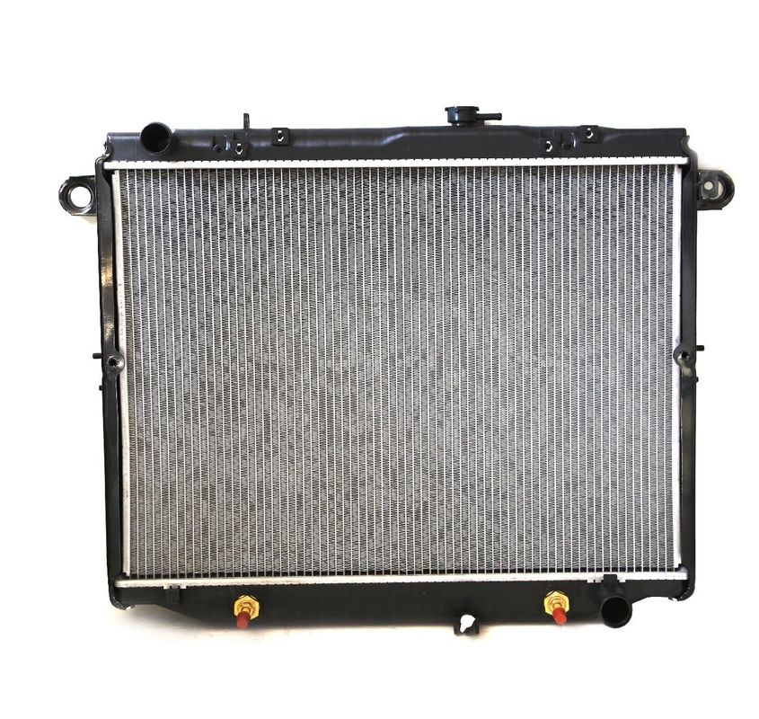 Top- Auto Radiator Assembly ADT398102 voor Toyota Lexus Landcruiser 100 16400-50210